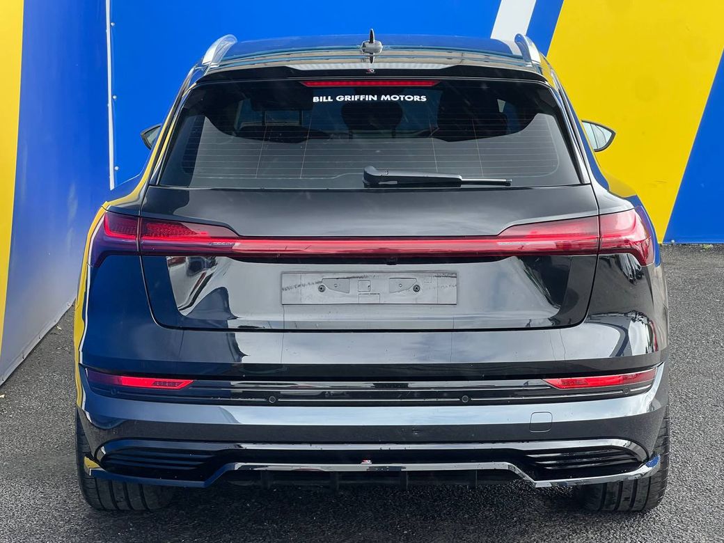 2021 Audi e-tron