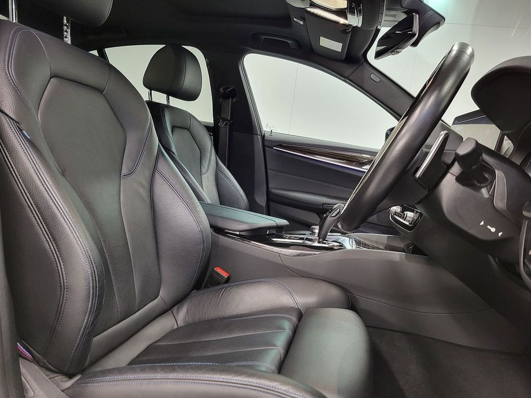 2023 BMW 5 Series