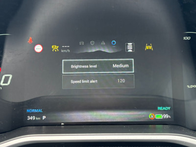 2022 MG ZS