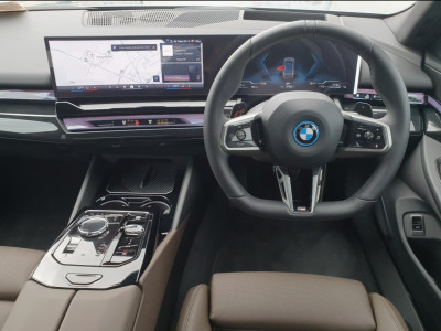 2026 BMW 530