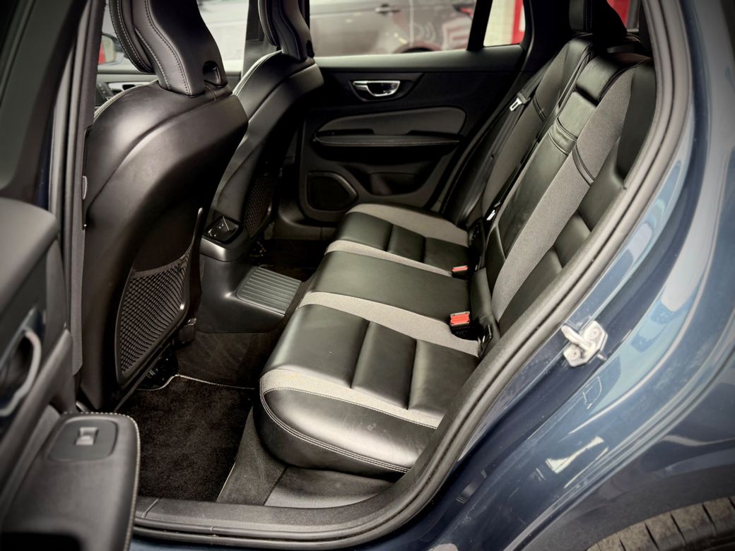 2021 Volvo V60