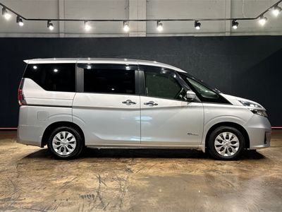 2017 Nissan Serena