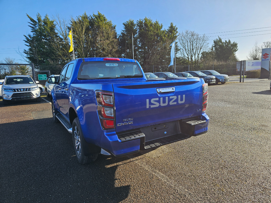 2025 Isuzu D-MAX