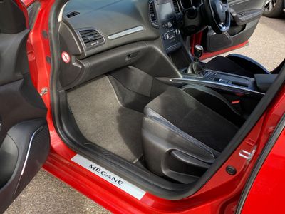 2017 Renault Megane