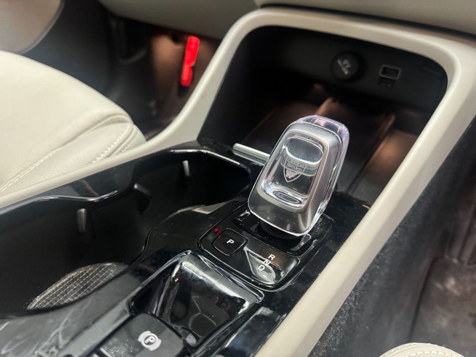 2021 Volvo XC40