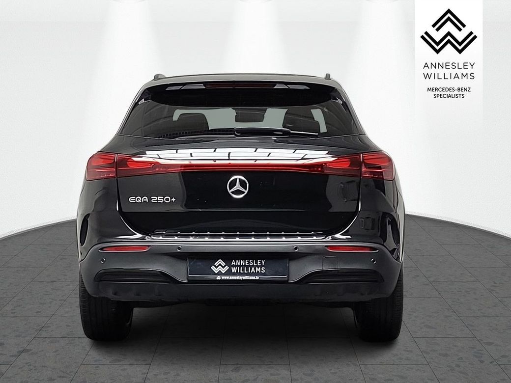 2025 Mercedes-Benz EQA