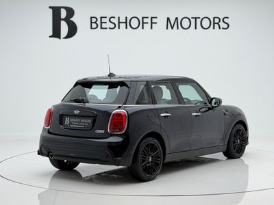 2022 Mini Hatch