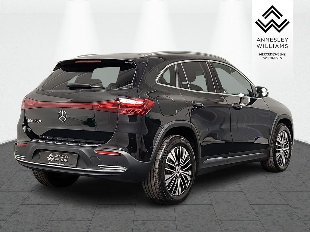 2025 Mercedes-Benz EQA