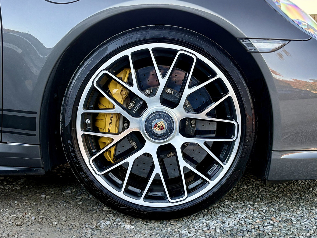 2015 Porsche 911