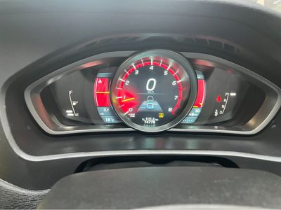 2014 Volvo V40
