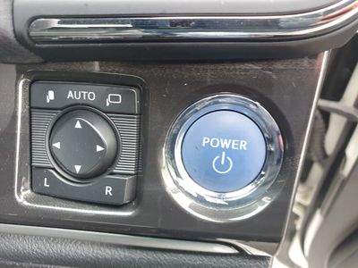2013 Toyota Crown