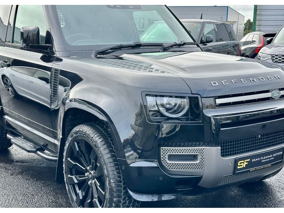 2025 Land Rover Defender