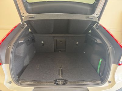 2024 Volvo C40