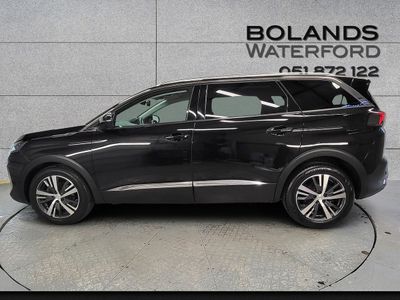 2022 Peugeot 5008