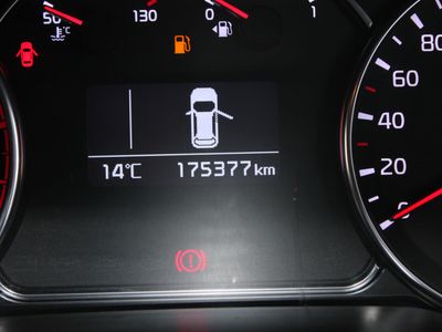 2017 Kia Carens