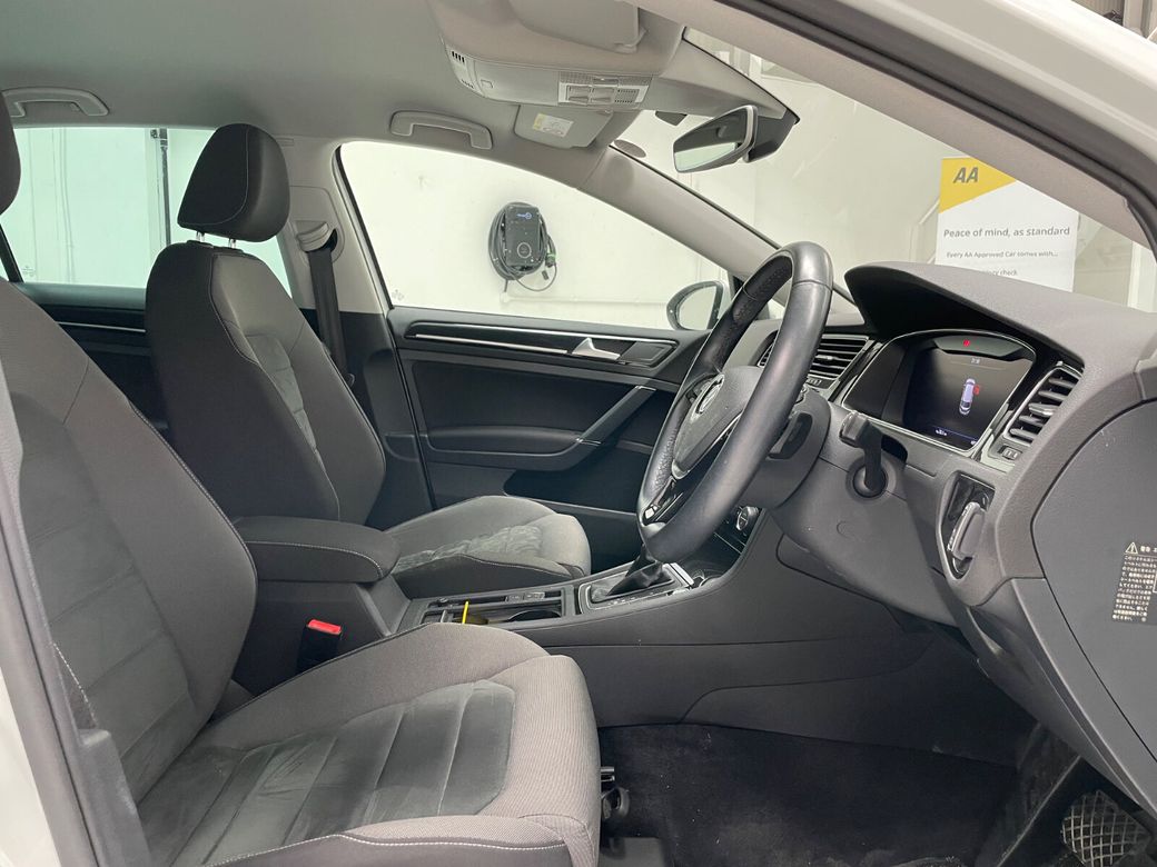 2019 Volkswagen Golf