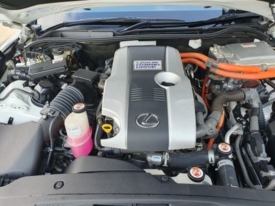 2020 Lexus IS 300h
