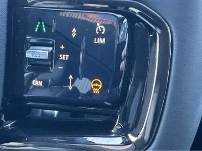 2025 Land Rover Range Rover Velar