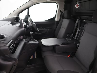 2023 Peugeot Partner