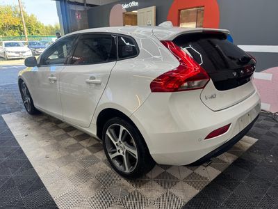 2019 Volvo V40