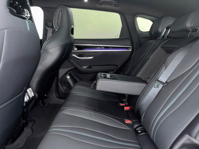 2025 BYD Seal U