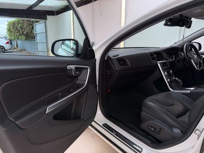 2018 Volvo V60
