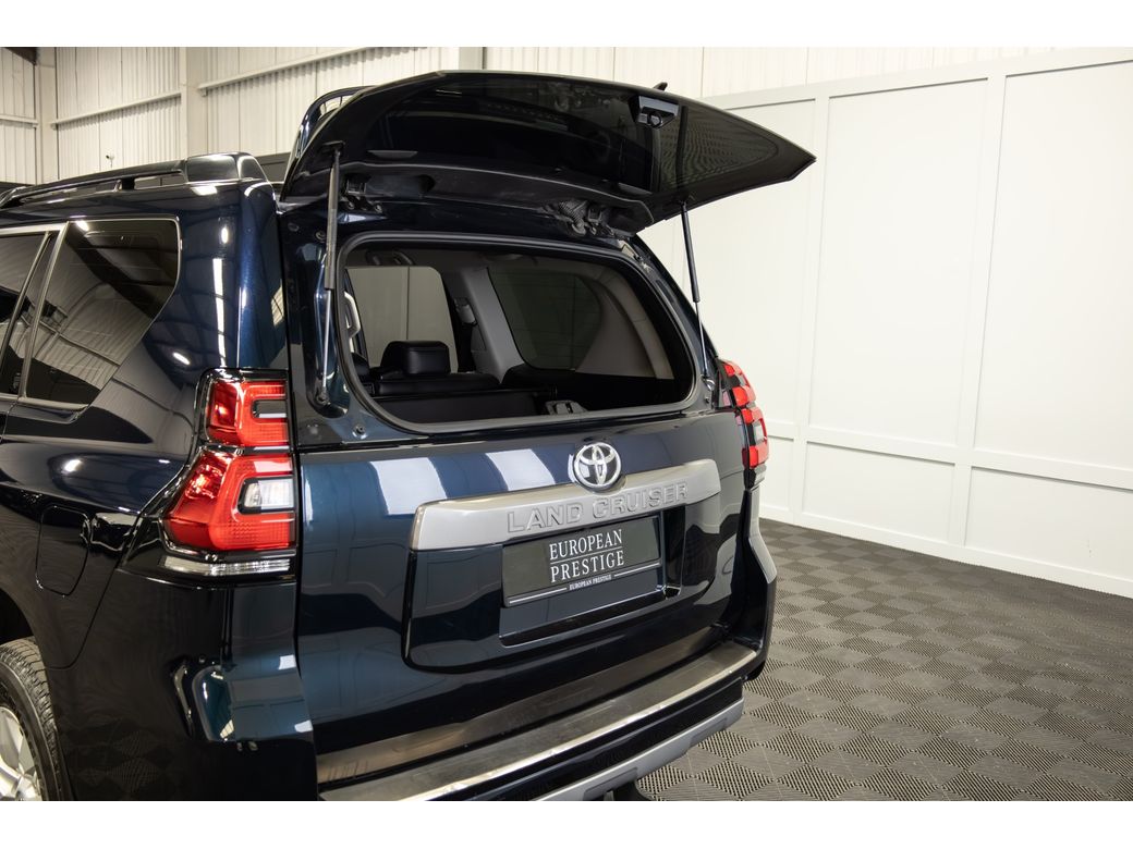 2023 Toyota Landcruiser