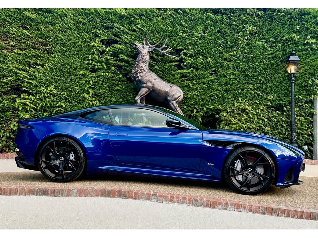 2018 Aston Martin DBS