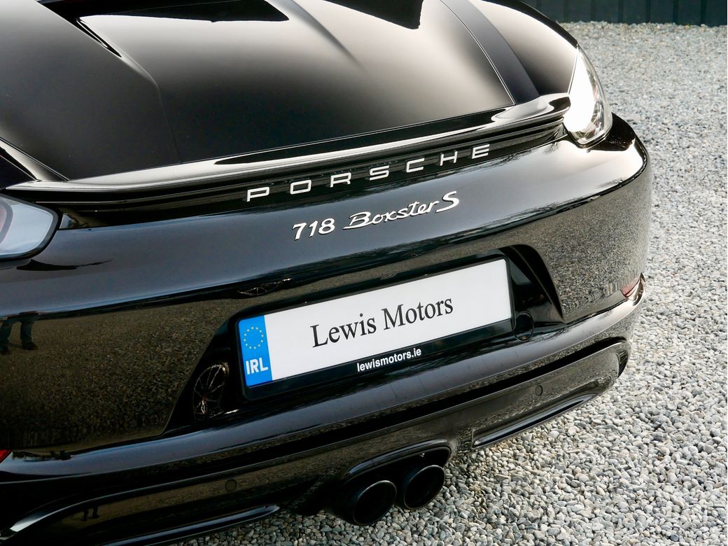 2026 Porsche Boxster