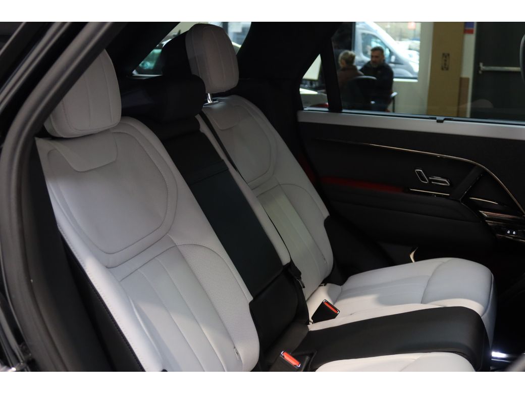 2024 Land Rover Range Rover Sport