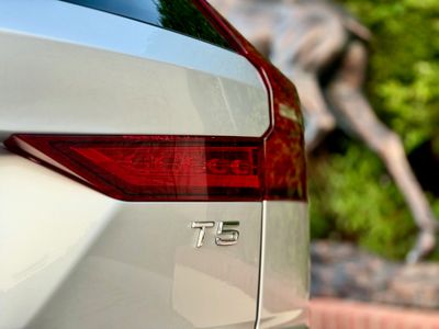2020 Volvo V60
