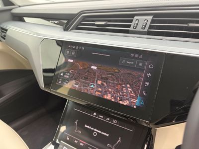 2024 Audi Q8 e-tron