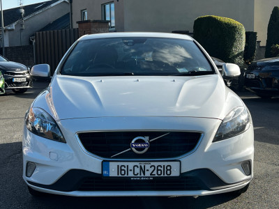 2016 Volvo V40