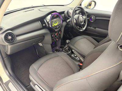 2017 Mini Hatch