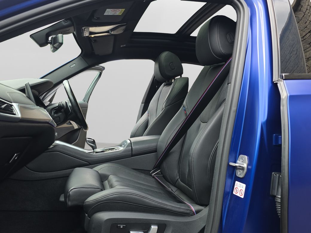2022 BMW X6