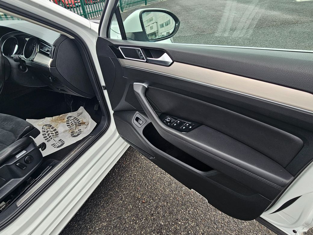 2016 Volkswagen Passat