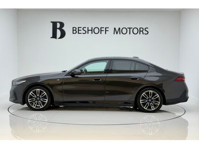 2024 BMW i5