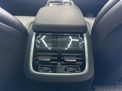 2023 Volvo XC90