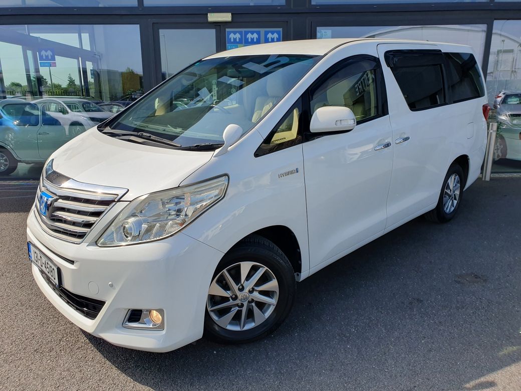 2013 Toyota Alphard