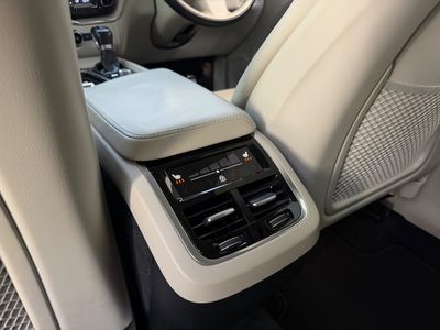 2020 Volvo XC60