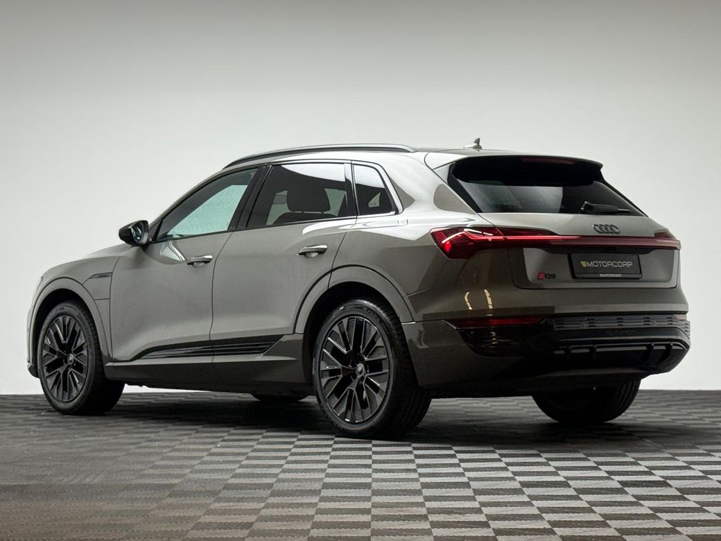 2023 Audi Q8 e-tron