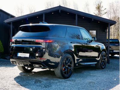 2026 Land Rover Range Rover Sport