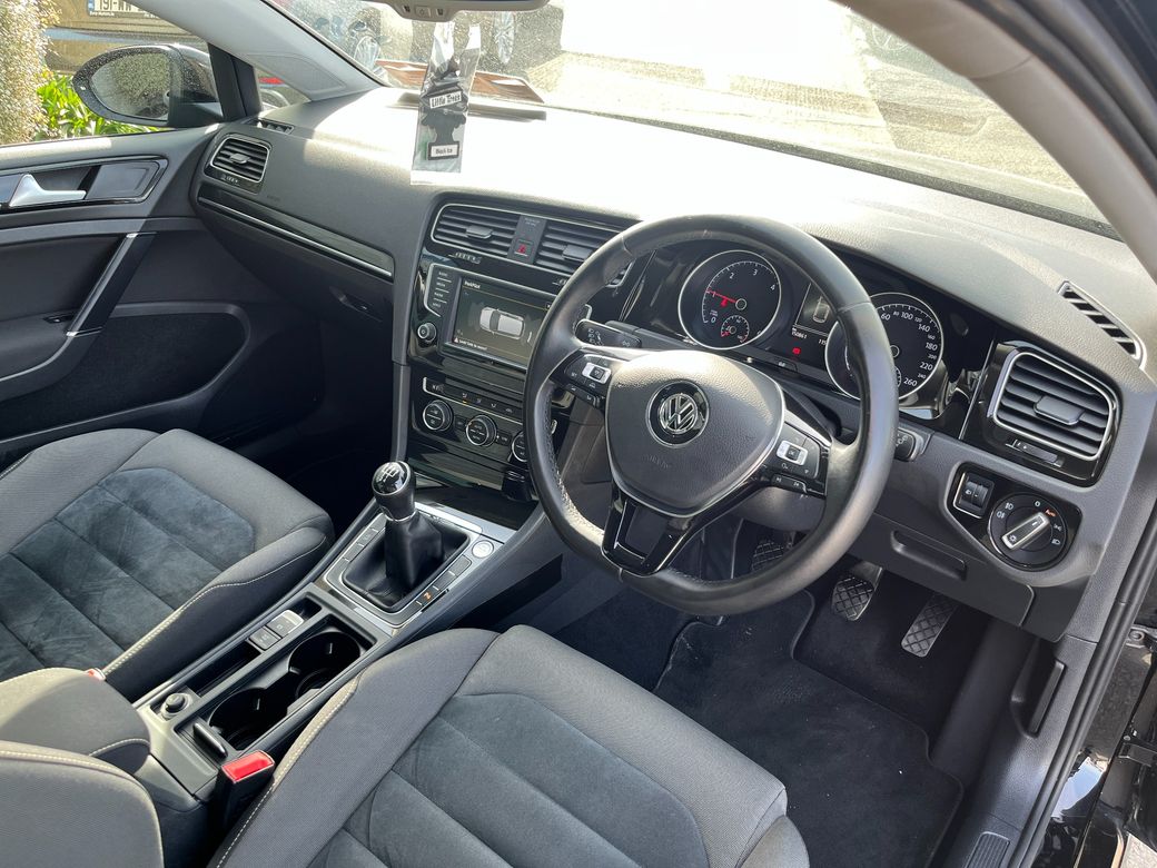 2016 Volkswagen Golf