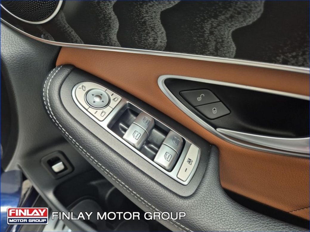 2022 Mercedes-Benz GLC Class