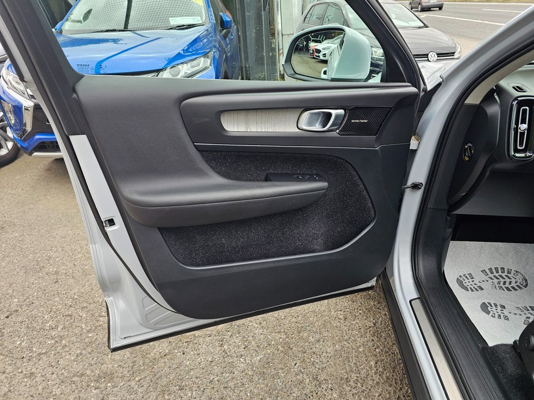 2019 Volvo XC40