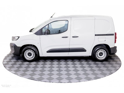 2026 Peugeot Partner