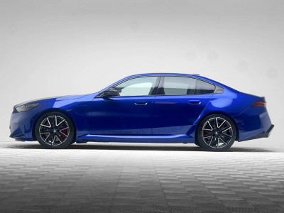 2025 BMW M5