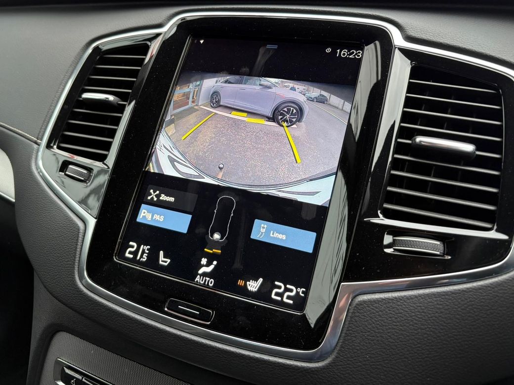 2021 Volvo XC90