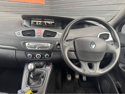 2010 Renault Scenic