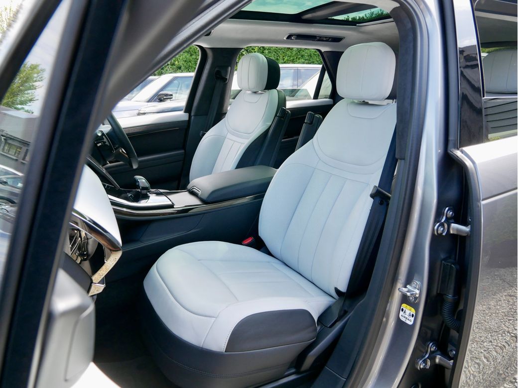 2024 Land Rover Range Rover Sport